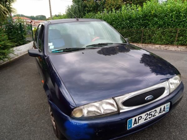 Avendre Ford Fiesta année 99 modèle 2000 - Véhicule - FastAnnonces.fr : Les annonces gratuites et rapides